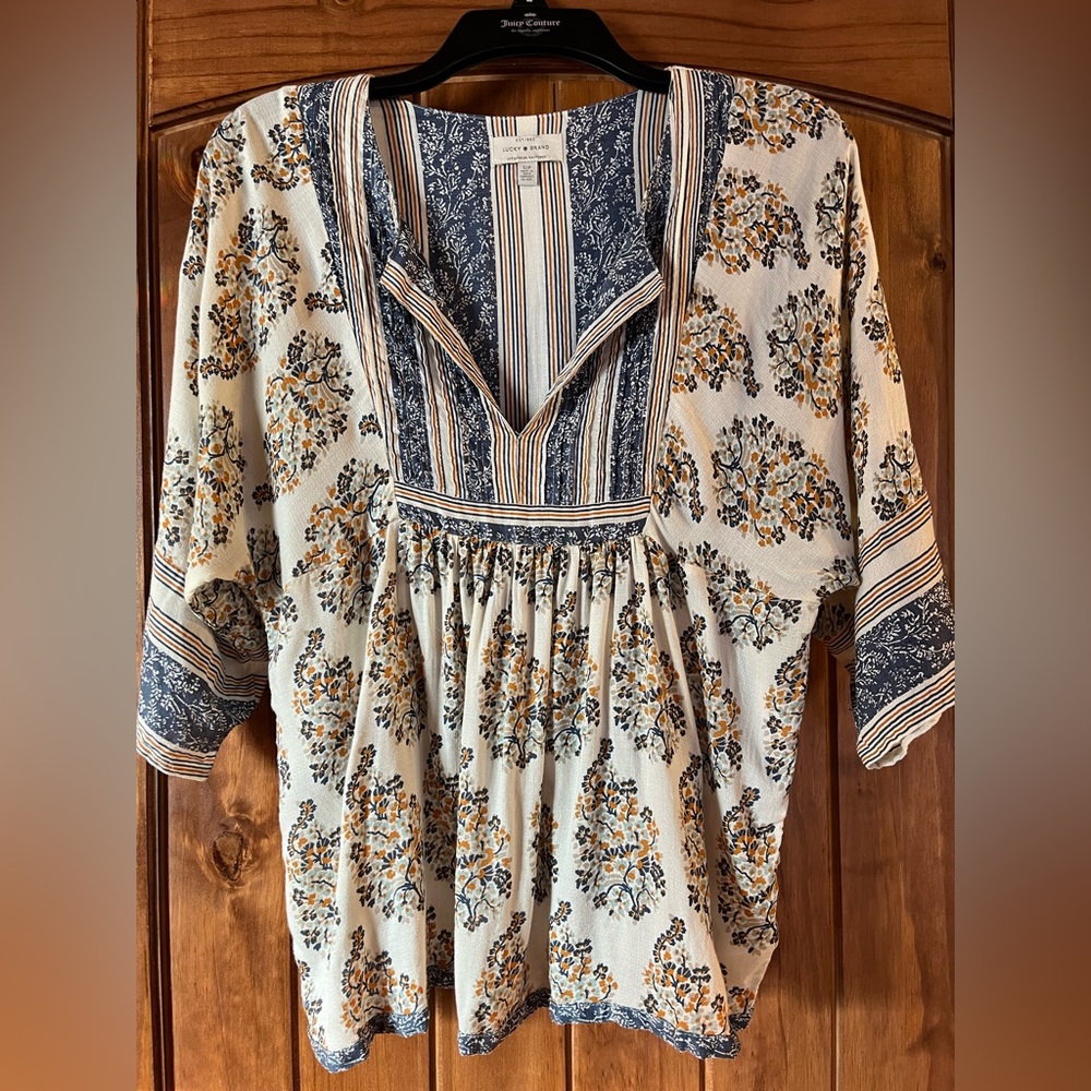 Lucky Brand Ladies Size: S/P -Boho flowy top!